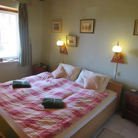 بيت ضيافة Nicolaj Vendeghaz Es Tanya Dég